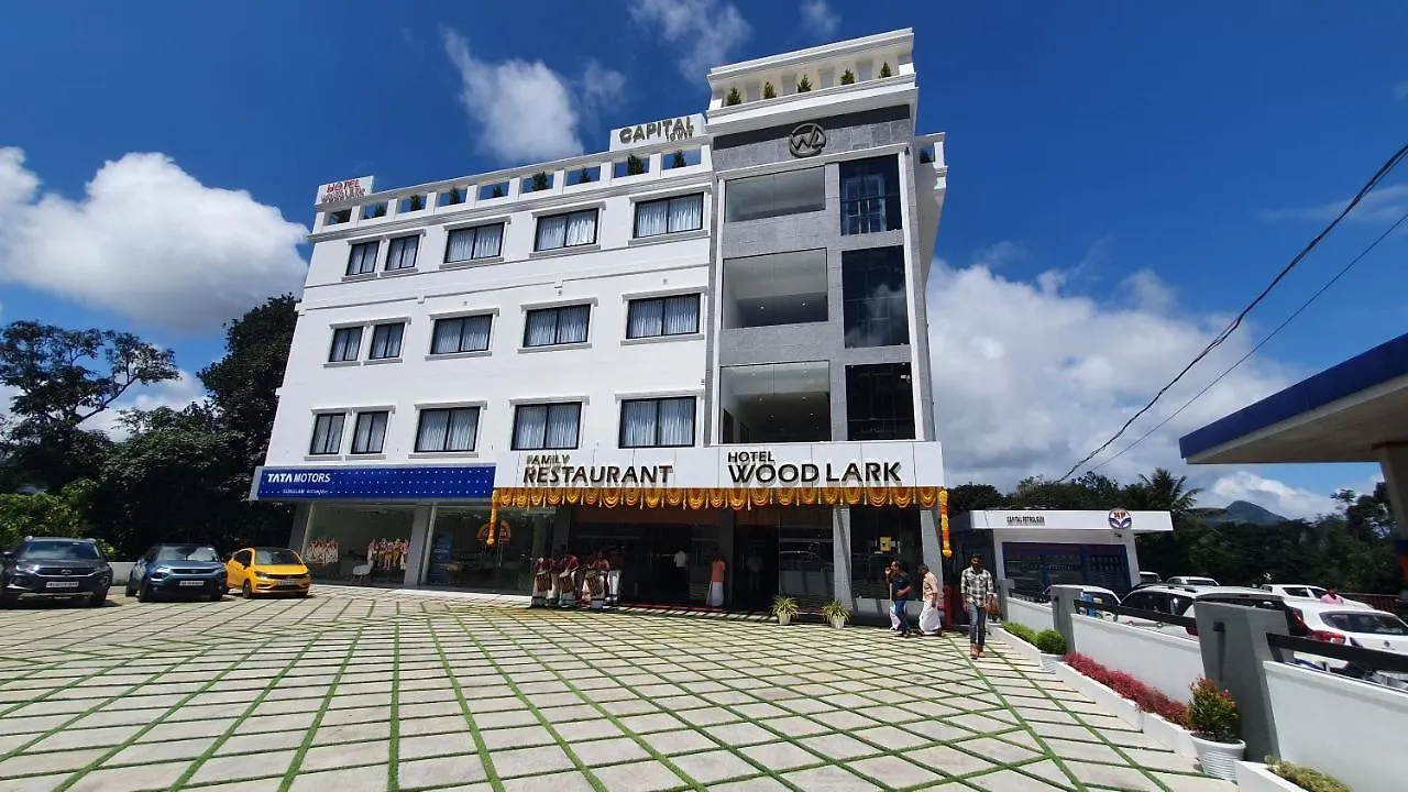 Hotel Woodlark Kattappana